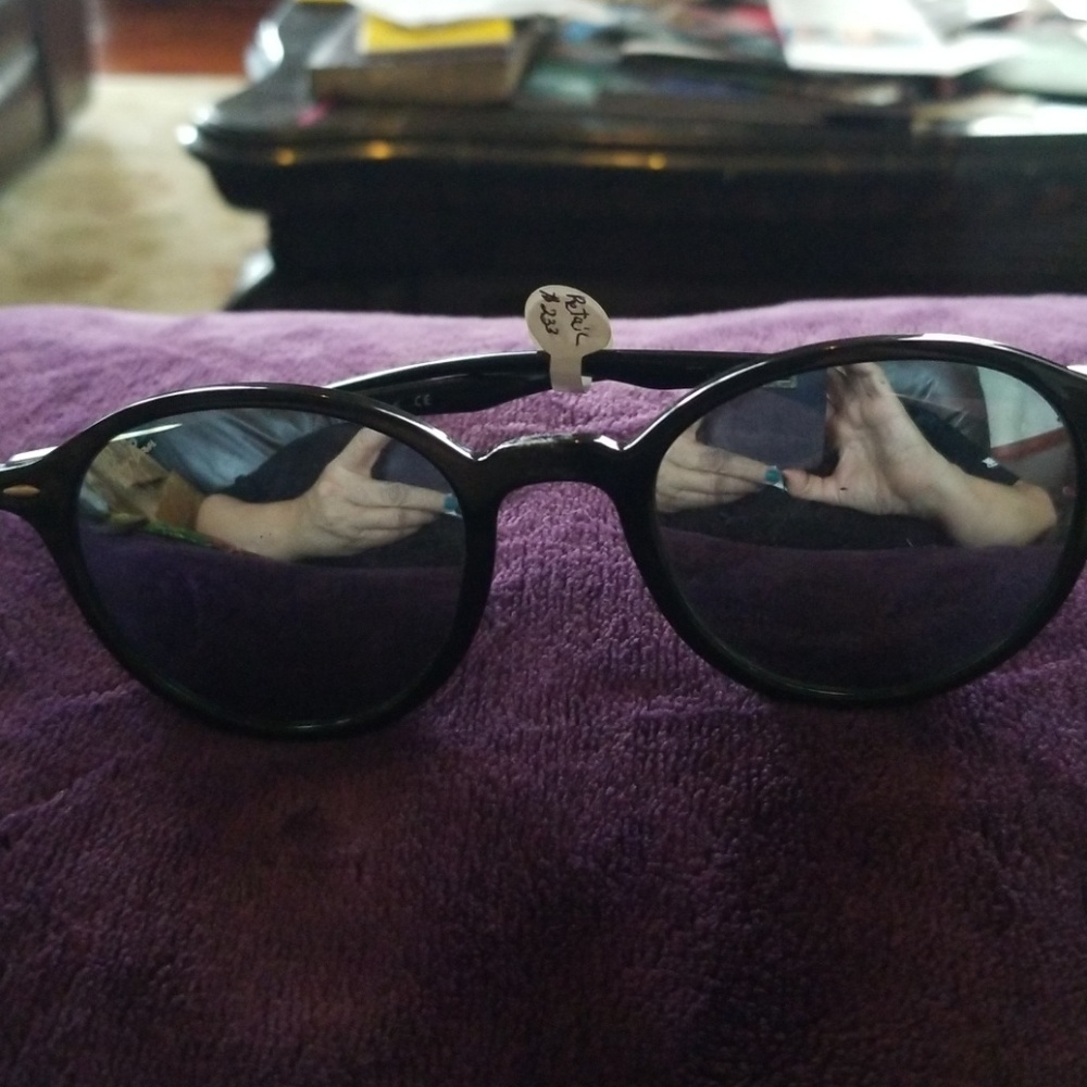 Sun Glasses - image 1